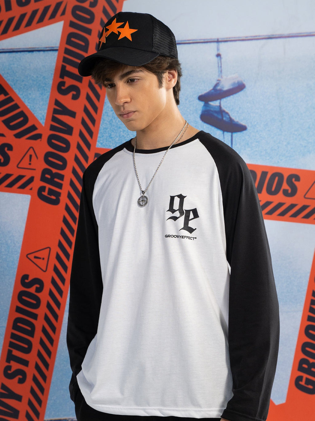 Lararium Cold Blooded Raglan Full-Sleeve Tee – Black & White