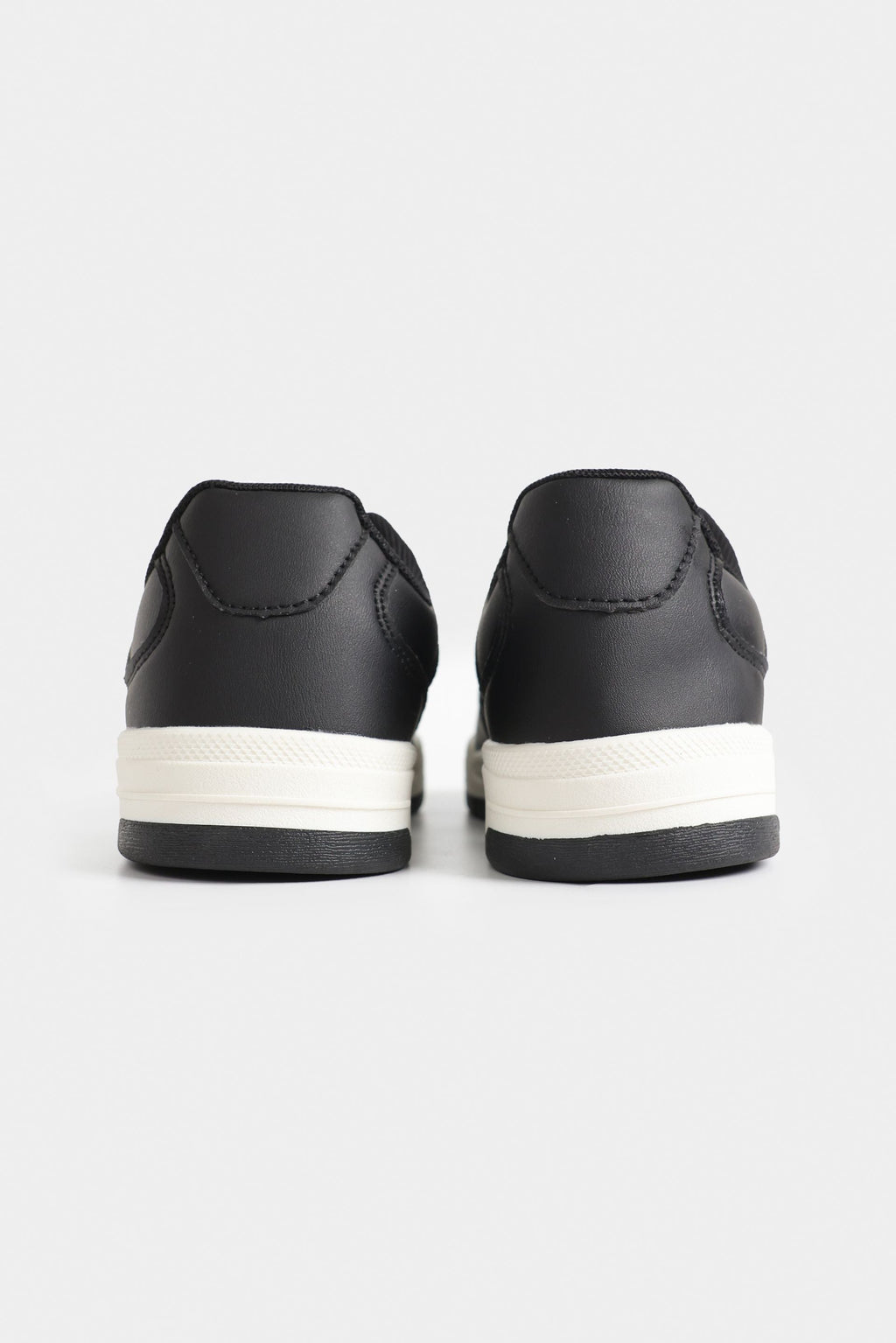 Lararium Multi-Piece Sneakers for Boys – Black & Multicolor